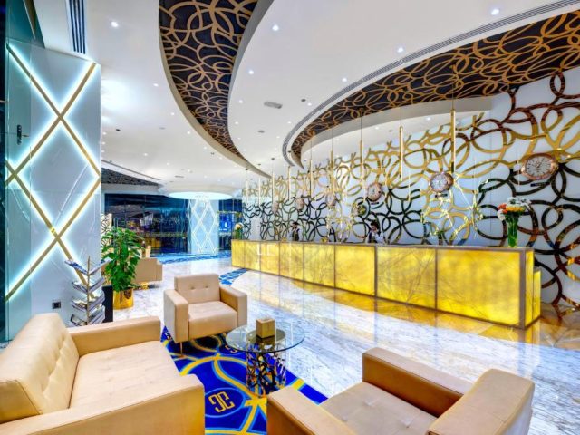 415878117